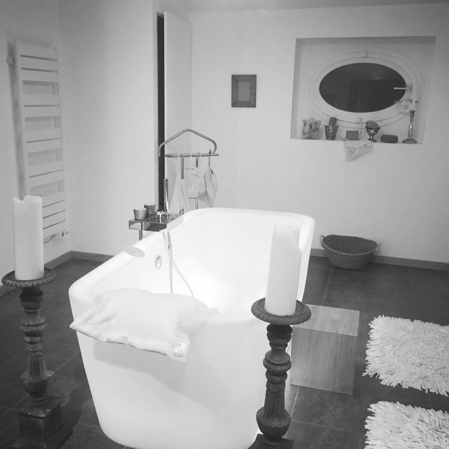 Spa Campagne Design Thaire Luaran gambar