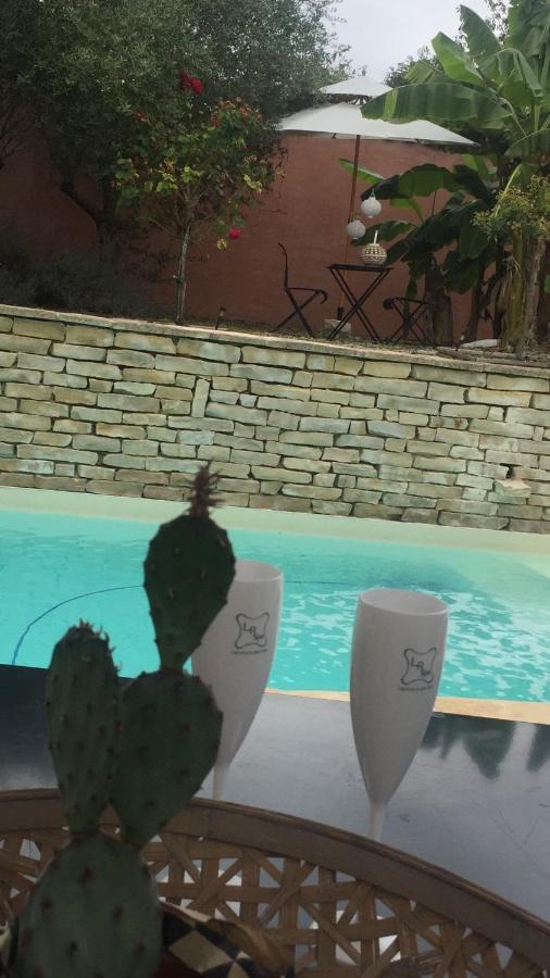 Spa Campagne Design Thaire Luaran gambar